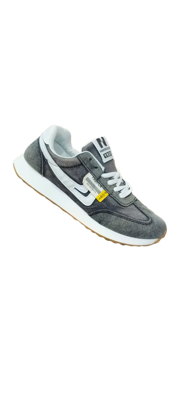 Retro Sport Casual Sneakers D35-10