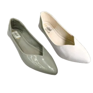 Glossy Duo-Tone Pointed-Toe Flats D17-24