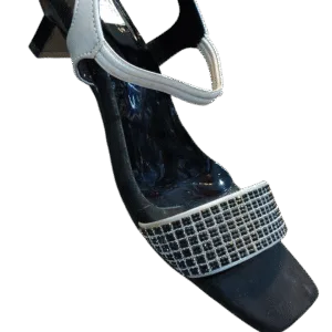 Ladies’ Black & grey Mesh Block Heels D23-56