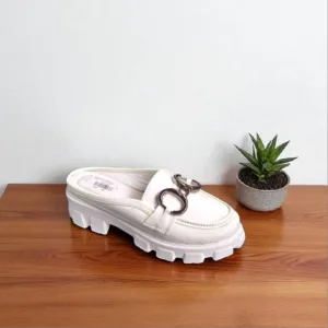 White Glossy Chunky Mule D17-30