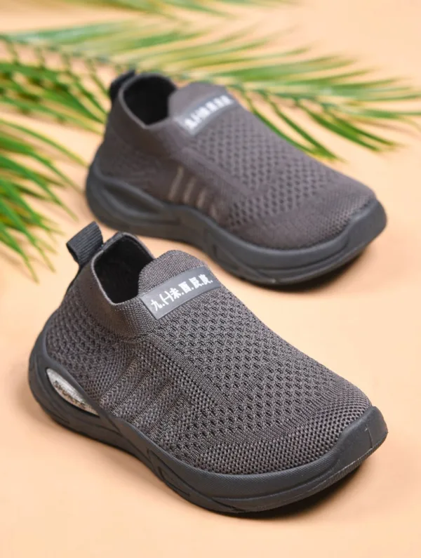 Breathable Sporty Kids Slip-On Sneakers ART - boss 91-98 - Image 4