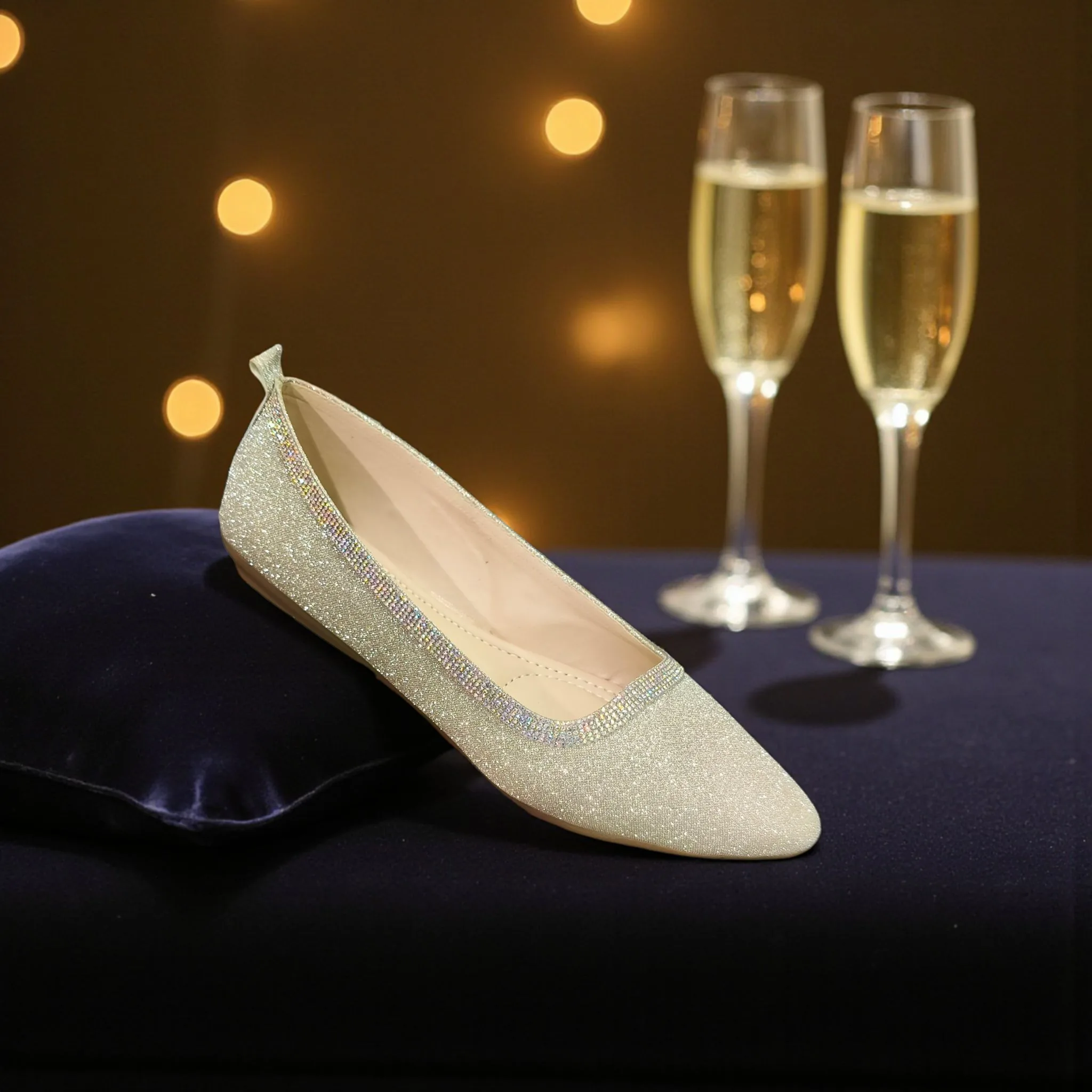 Ladies' Silver Glitter Pointed Ballerina Flats ART - D38-25