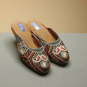 Ladies’ Multicolor Embroidered Mojri ART - d39-37