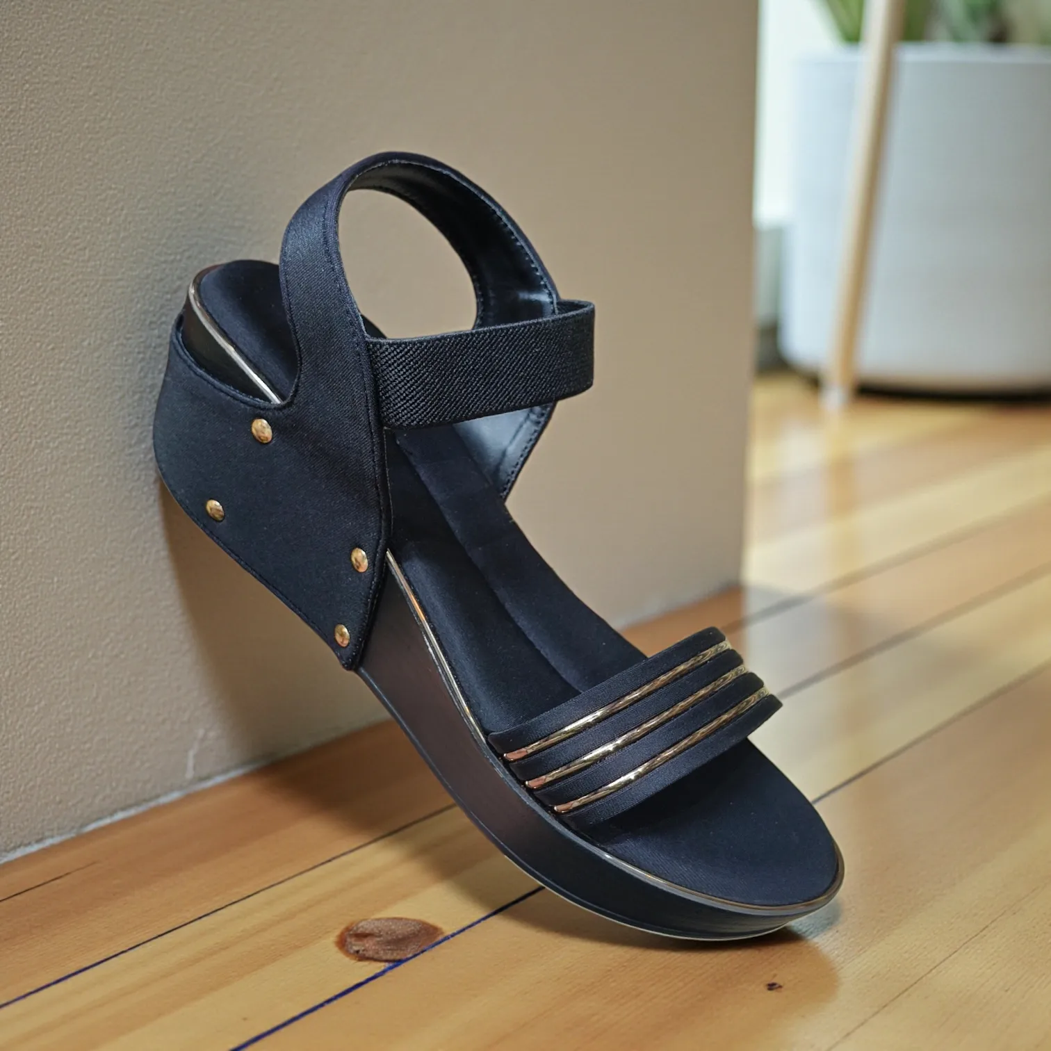 Women’s Metallic Wedge Sandals ART - D41-10 - Image 3