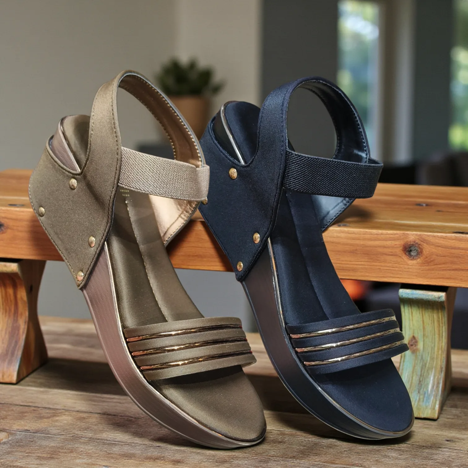 Women’s Metallic Wedge Sandals ART - D41-10