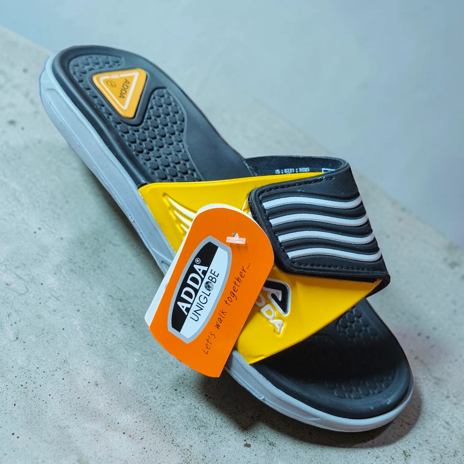 ADDA Uniglobe "Let’s Walk Together" Sport Sliders ART SENATE-1