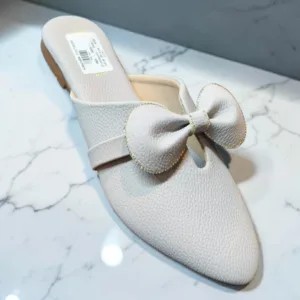 Ivory Textured Pointed-Toe Bow Mules 👡 ART - D45-42