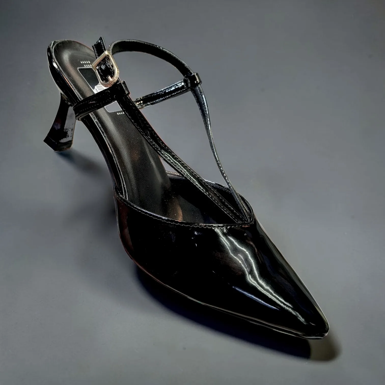 Midnight Patent T-Strap Kitten Heels 👠 ART - D45-25