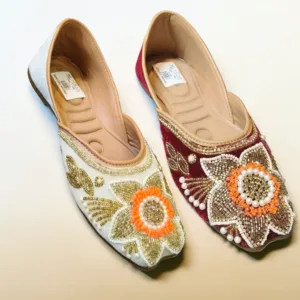 Zardozi Floral Velvet Juttis 🌸 ART - D45-36
