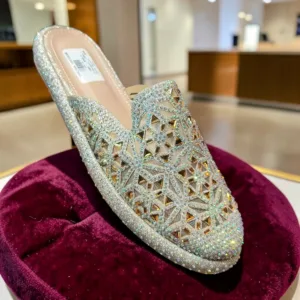 Crystal-Embellished Geometric Mesh Mules 👡
Luxury Pointed-Toe Flat Mules / Slides ✨ ART- D45-39