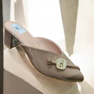 Pointed-Toe Patent Mule Sandal with Embellished Buckle 👠 ART - D47-18