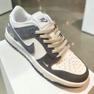Nike Dunk Low "Year of the Rabbit" (2023 Edition) 👟 ART - D46-18