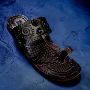 Traditional Kolhapuri-Style Artisan Leather Sandals ART - tuk tuk