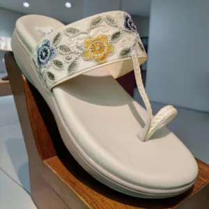 Blossom Bliss Cream Floral Embroidered Toe-Ring Comfort Sandals 👡 ART - D48-17
