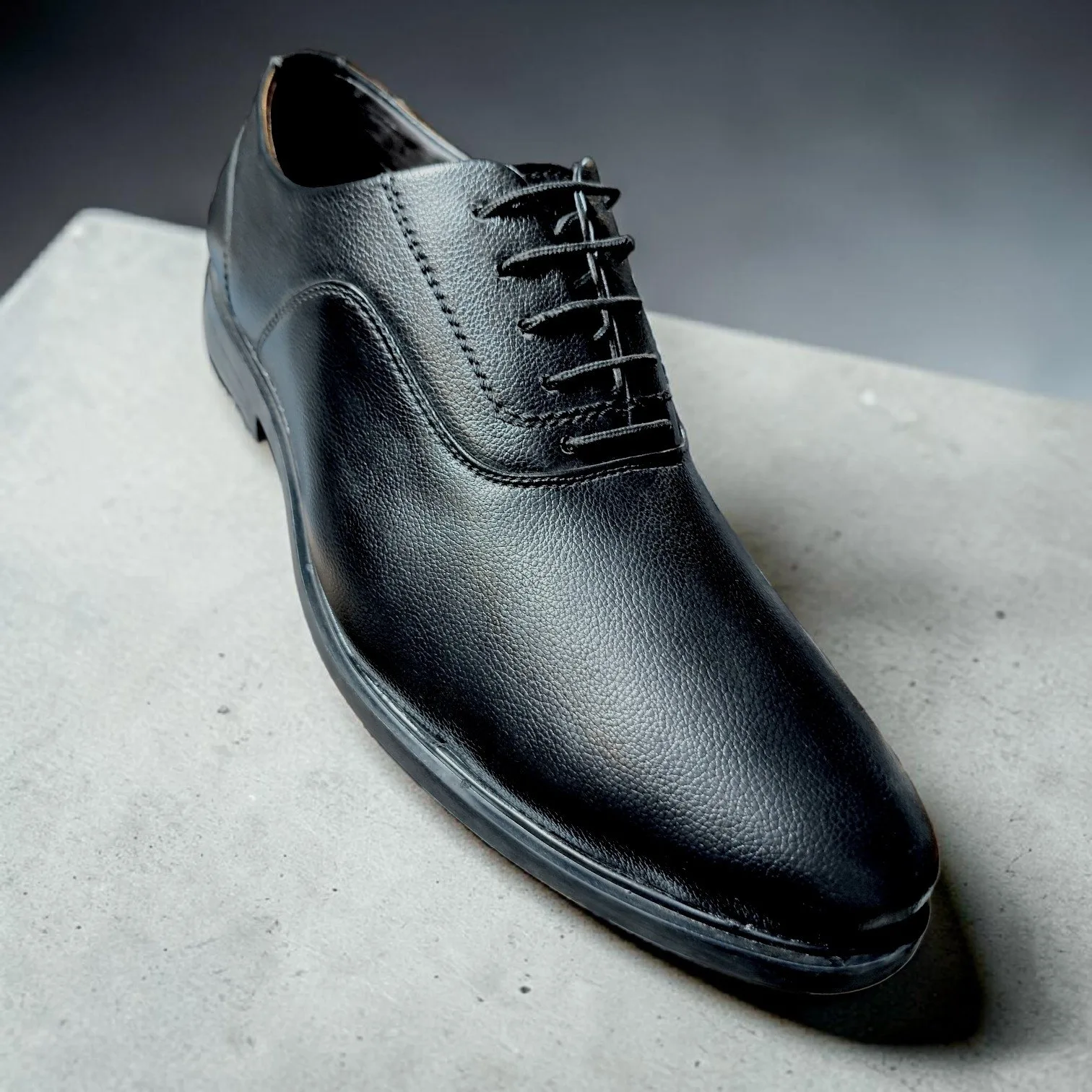 Classic Black Textured Leather Oxford Shoes π ART - D44-73