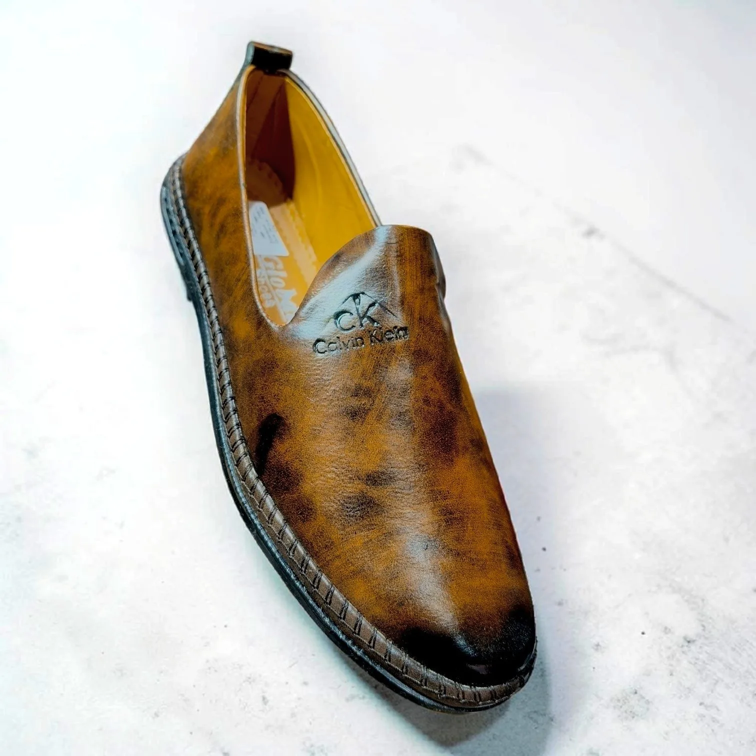 Calvin Klein Men's Burnished Brown Leather Slip-On Loafers π ART - D47-07