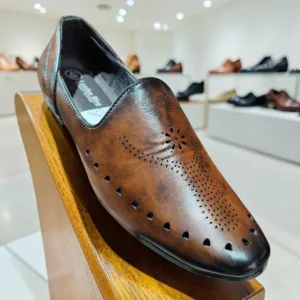 👞 London Biog Men's Tan Perforated Loafers ART - London