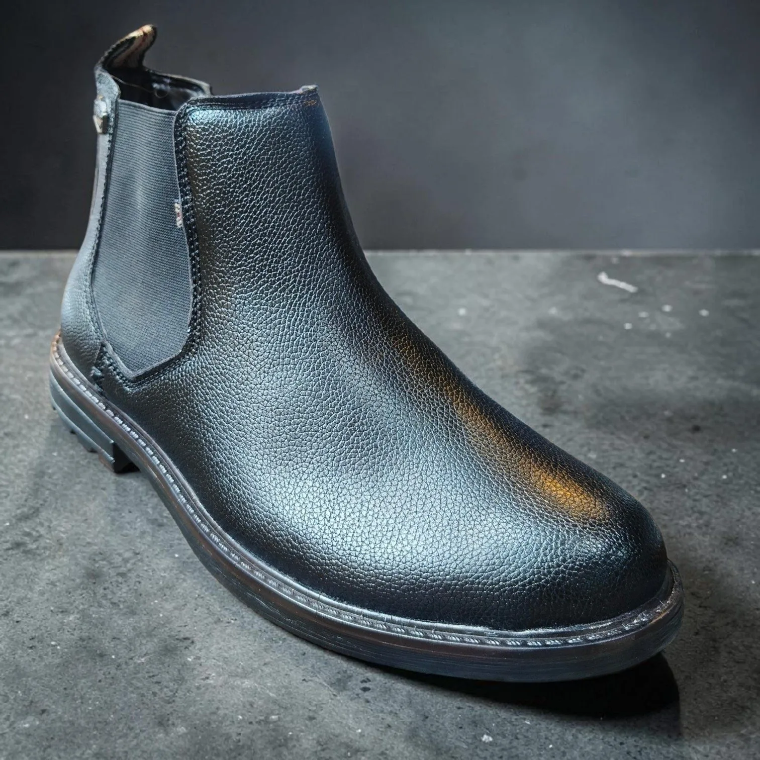 The Vanguard Pebbled Leather Chelsea Boot ART - D47-12