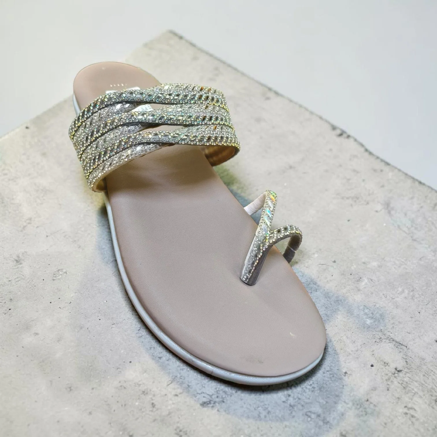 Shimmering Elegance Metallic Toe-Loop Sandal π‘ ART - D48-57